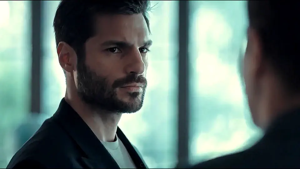 Uma Nova Vida: Temporada 1 – Episódio 33